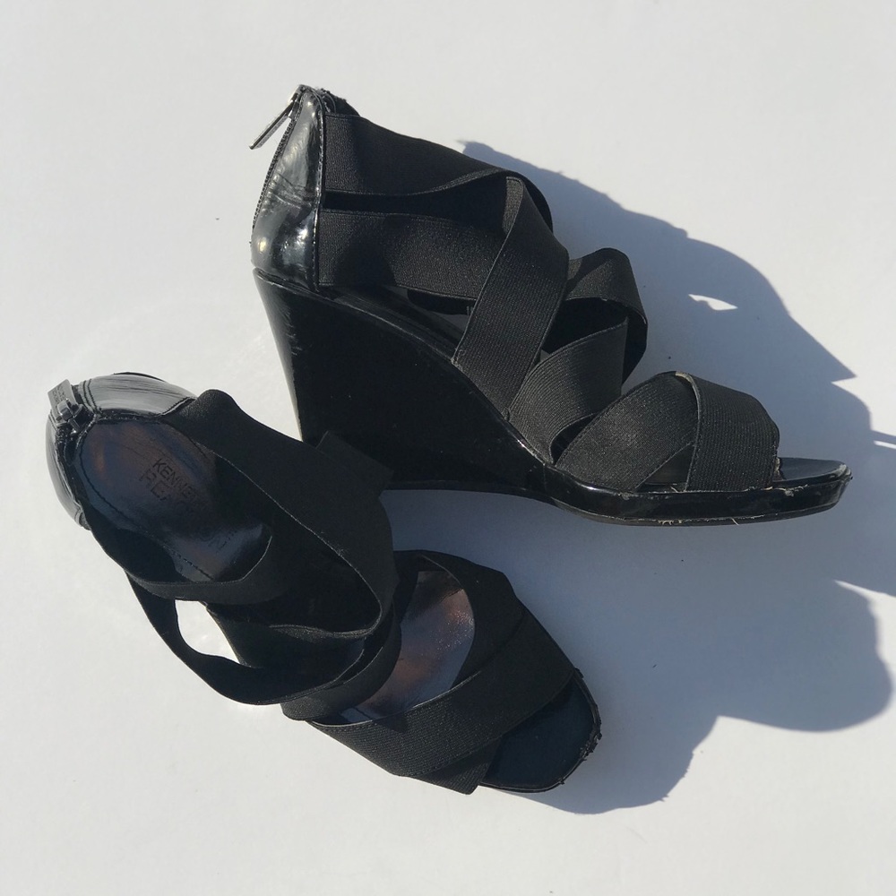 Kenneth Cole Reaction bandage strap wedges